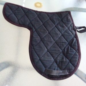 shaped saddle pad