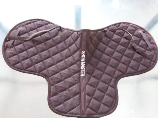 Shaped gp numnah