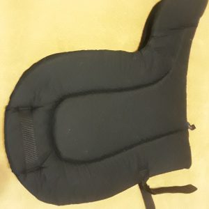 Shaped dressage numnah
